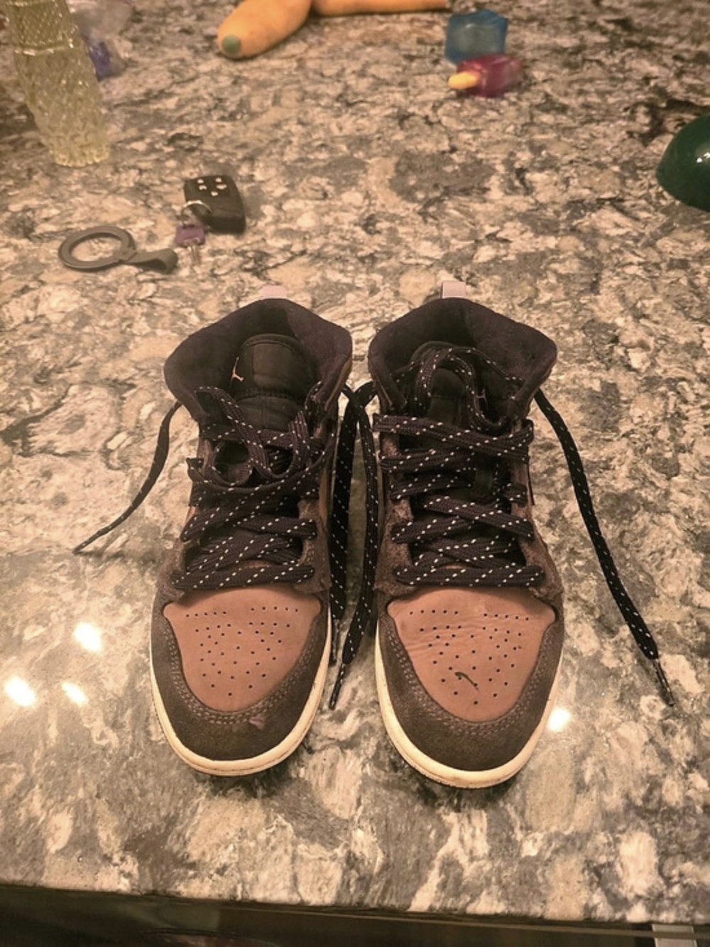 Jordan Air Jordan 1 Mid SE "Light Orewood Brown" (PS/GS) ) High-Top Sneakers in